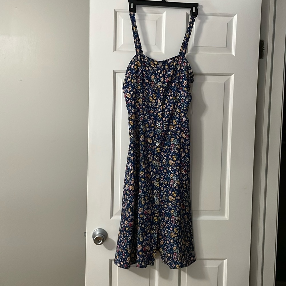 Women’s floral summer dress